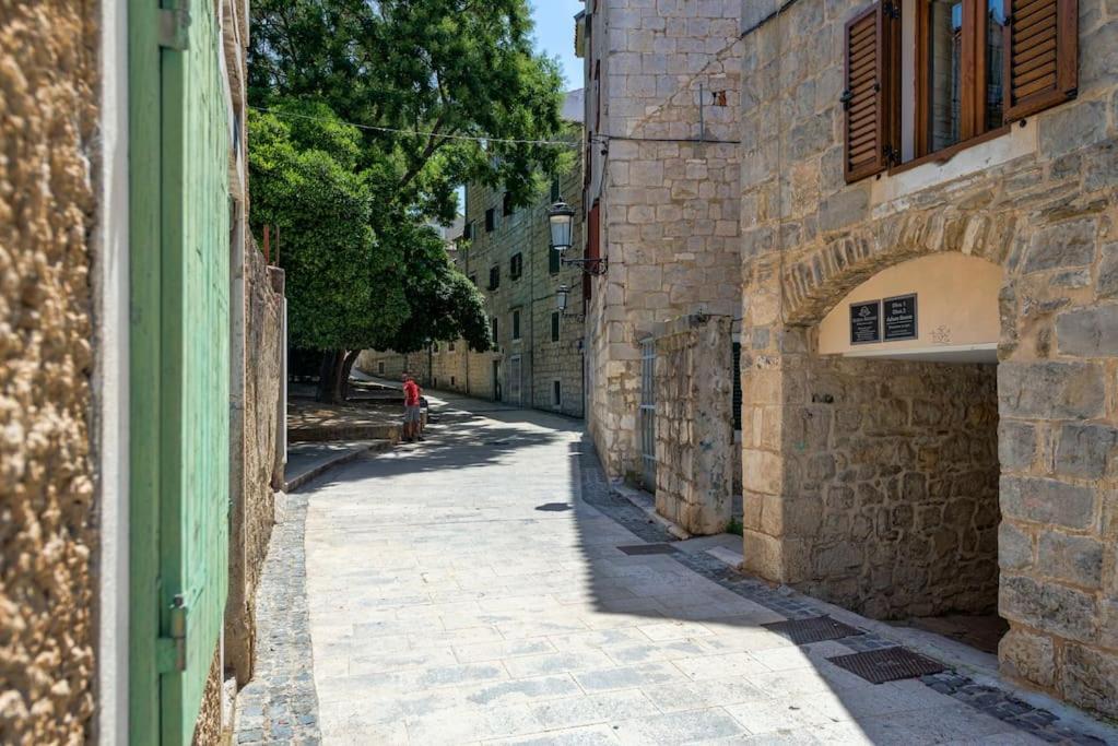 Diva 1,Stylish Old Town Studio Apartment Near Beach Split Exterior photo